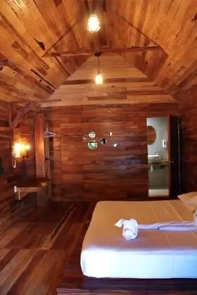 Bungalow - Lake View