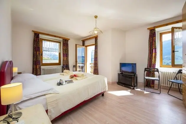 Family Apart Daire, Birden Çok Yatak, Dağ Yamacı (Casa Silvia)