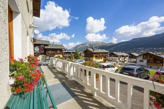 Family Apart Daire, Birden Çok Yatak, Dağ Yamacı (Casa Silvia)