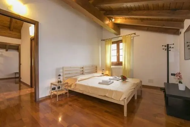 Apart Daire, 4 Yatak Odası, Balkon, Kısmi Göl Manzaralı