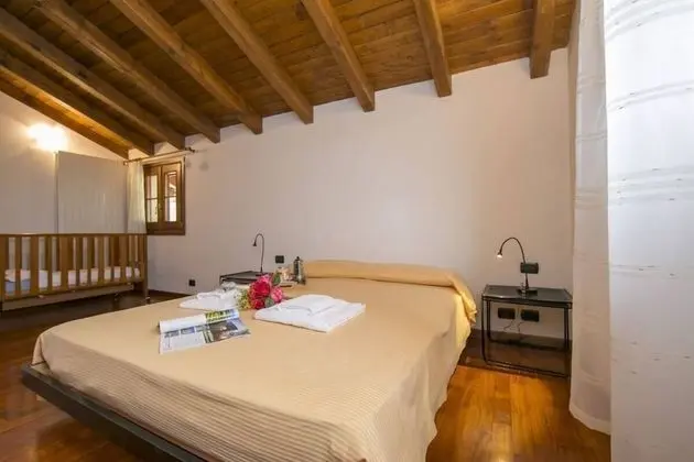 Apart Daire, 4 Yatak Odası, Balkon, Kısmi Göl Manzaralı