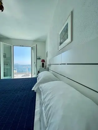 Deluxe Tek Büyük Yataklı Oda, 1 En Büyük (King) Boy Yatak, Deniz Manzaralı