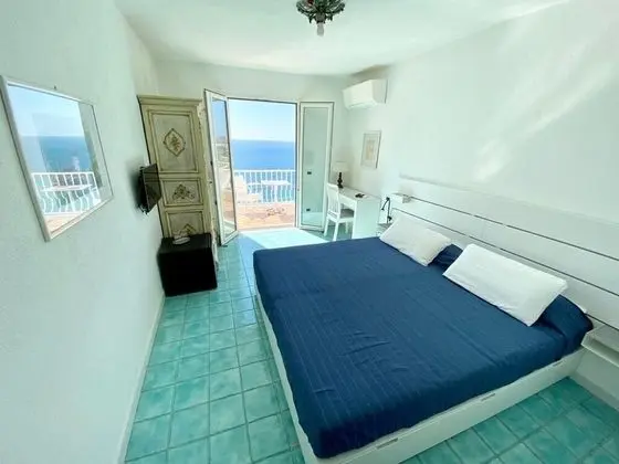 Deluxe Tek Büyük Yataklı Oda, 1 En Büyük (King) Boy Yatak, Deniz Manzaralı