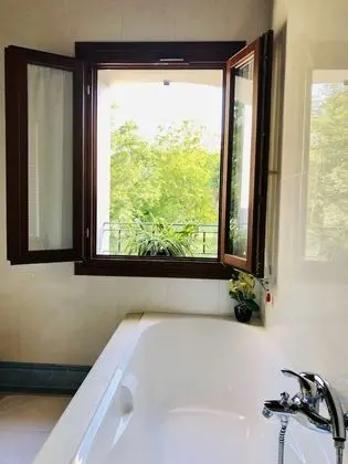 Tek Büyük Yataklı Oda, Bahçe Manzaralı