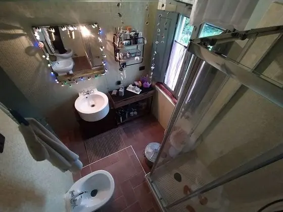 Tek Büyük Yataklı Oda, Ortak Banyo (Azzurra)