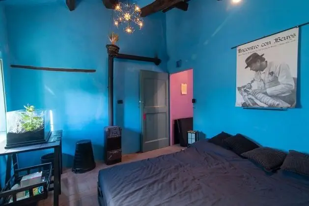 Tek Büyük Yataklı Oda, Ortak Banyo (Azzurra)