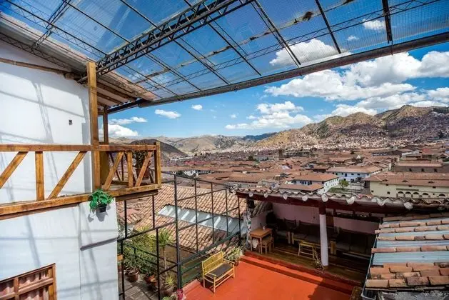 Üç Kişilik Oda, Ortak Banyo
