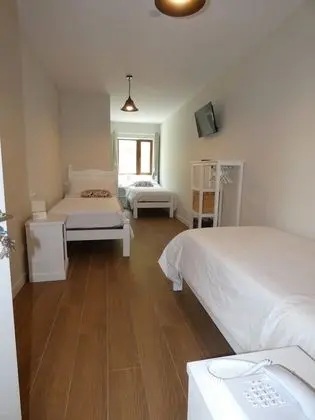 Tek Büyük veya İki Ayrı Yataklı Oda, Dağ Manzaralı