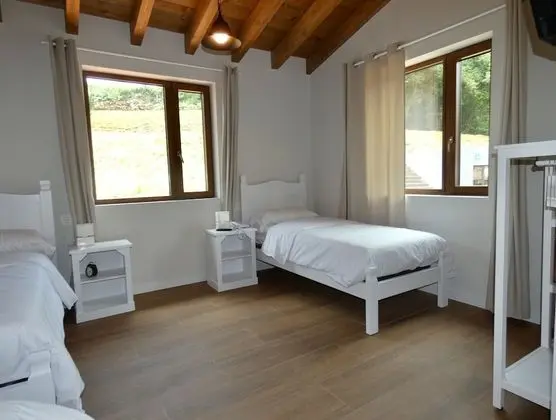 Üç Kişilik Oda, Dağ Manzaralı