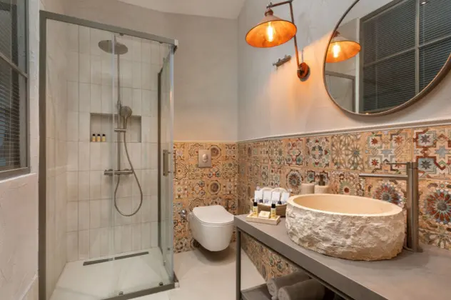 Romantik, Bahçe Manzaralı, Küvetli