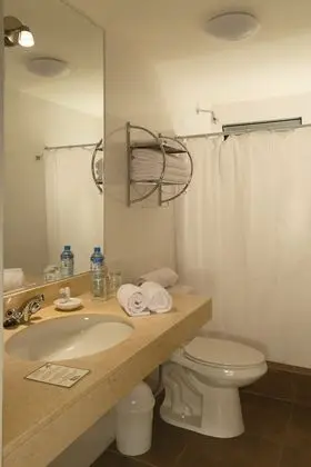 Üç Kişilik Oda