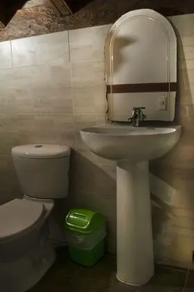Economy Tek Büyük Yataklı Oda