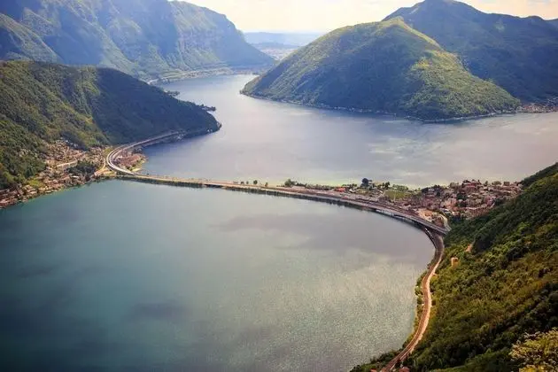 Ev