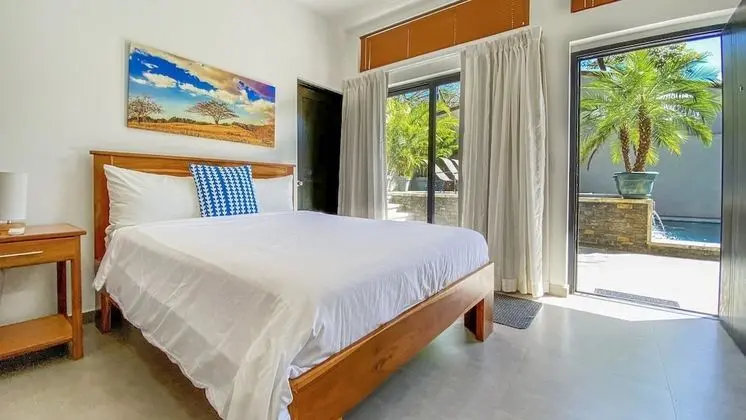 Deluxe Villa, 4 Yatak Odası, Havuz Manzaralı