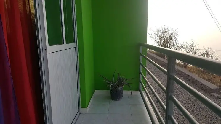 İki Ayrı Yataklı Oda, Sigara İçilmez
