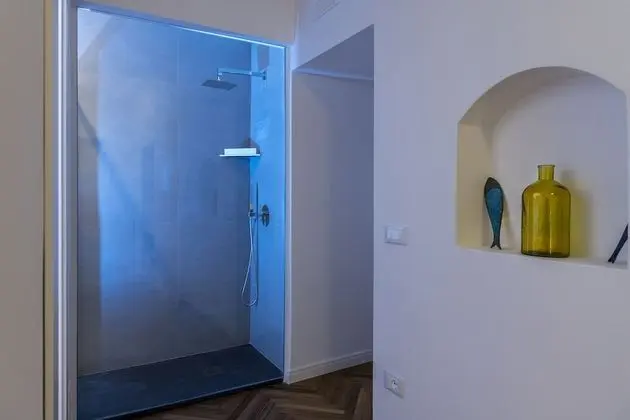 Design Tek Büyük Yataklı Oda