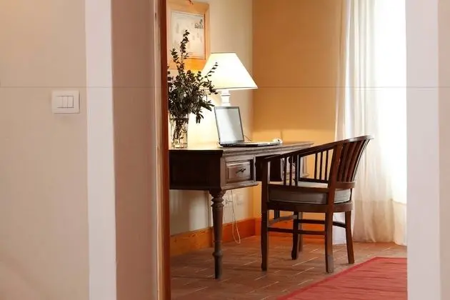 Superior Tek Büyük veya İki Ayrı Yataklı Oda, 1 Yatak Odası, Bahçe Manzaralı