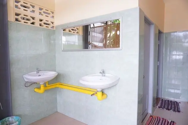Economy Room with Shared Bathroom