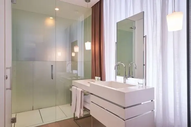 Superior Tek Büyük Yataklı Oda