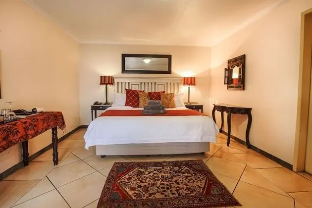 Luxury Tek Büyük Yataklı Oda
