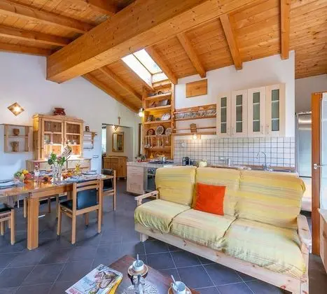 Family Ev, Birden Çok Yatak, Bahçeli (Casa Tra Borgo e Lago)