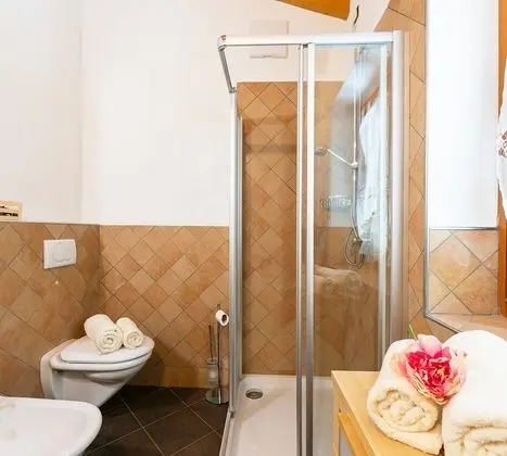 Family Ev, Birden Çok Yatak, Bahçeli (Casa Tra Borgo e Lago)