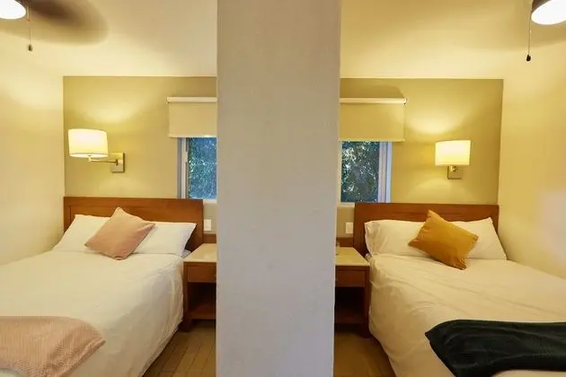 Dört Kişilik Oda (Room 5)