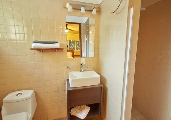 Dört Kişilik Oda (Room 5)