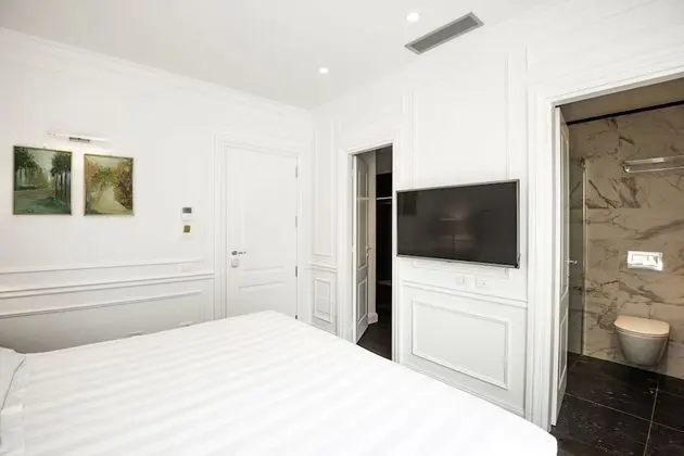 Deluxe Tek Büyük Yataklı Oda