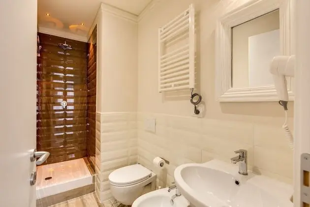 Deluxe Tek Büyük Yataklı Oda, Balkon