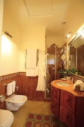 Superior Tek Büyük Yataklı Oda, Balkon