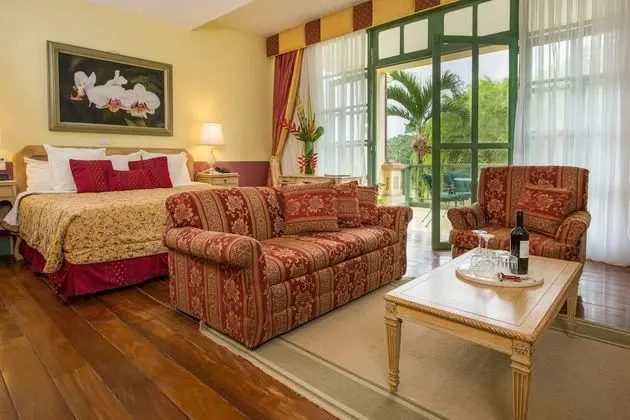 Süit, 1 En Büyük (King) Boy Yatak