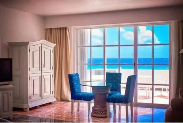 King Suite Ocean View