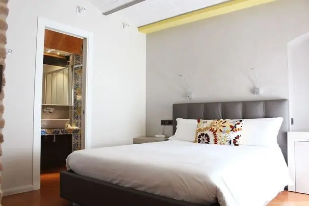 Tek Büyük veya İki Ayrı Yataklı Oda