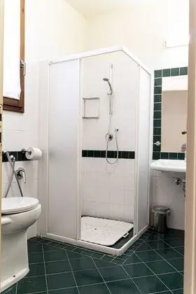 Deluxe Tek Büyük Yataklı Oda (22)