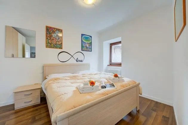 Family Apart Daire, 1 Çift Kişilik Yatak ve Çekyat, Dağ Yamacı (Casa Umberto)