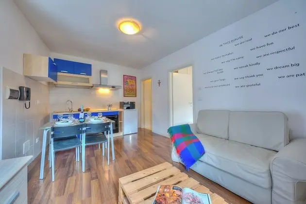 Family Apart Daire, 1 Çift Kişilik Yatak ve Çekyat, Dağ Yamacı (Casa Umberto)