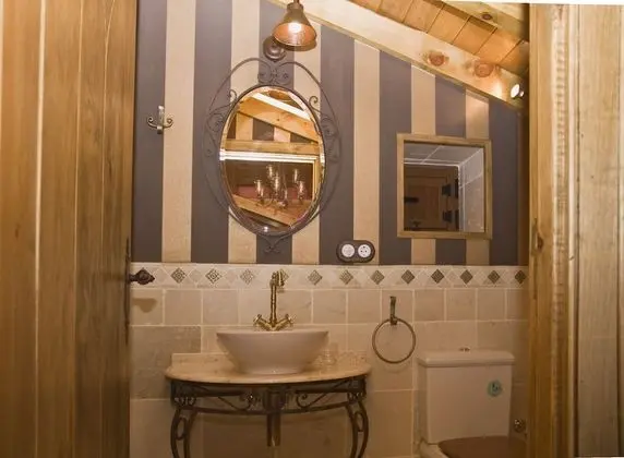 Superior Tek Büyük Yataklı Oda (Medieval)