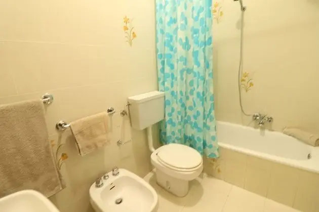 Ev, 2 Yatak Odası, Balkon
