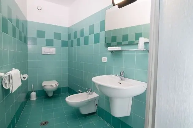 Deluxe Üç Kişilik Oda