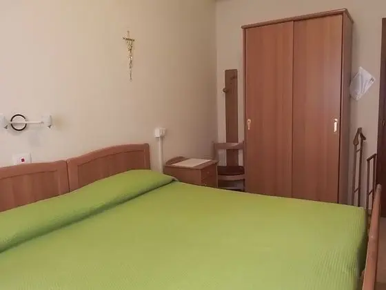 Tek Büyük veya İki Ayrı Yataklı Oda