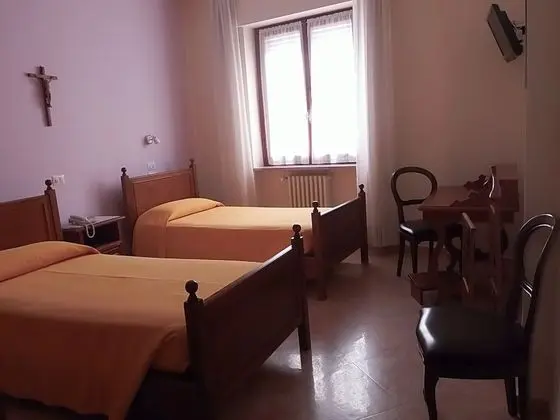 Tek Büyük veya İki Ayrı Yataklı Oda