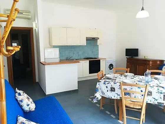 Ev, 2 Yatak Odası, Balkon