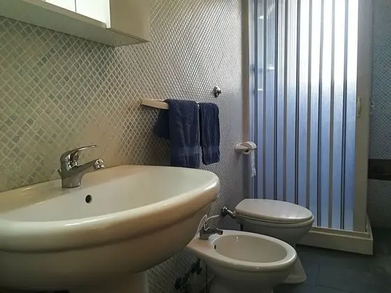 Ev, 2 Yatak Odası, Balkon