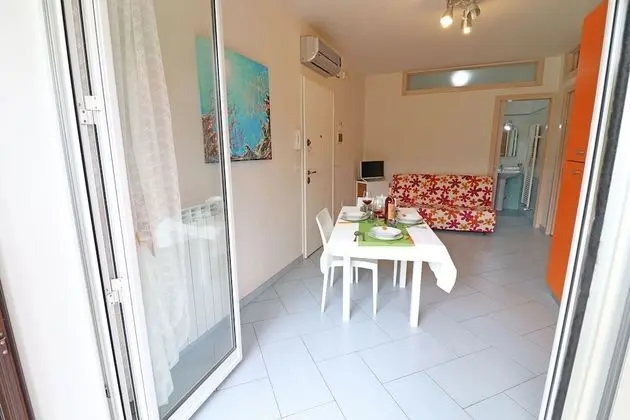 Ev, 2 Yatak Odası, Balkon