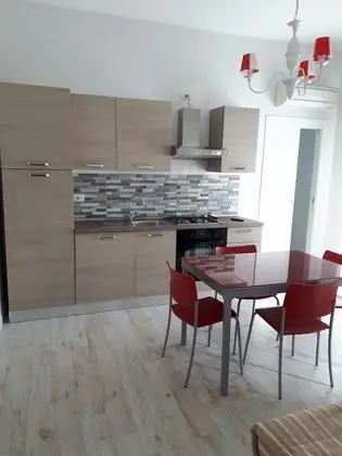 Traditional Apart Daire, Mutfak, Şehir Manzaralı