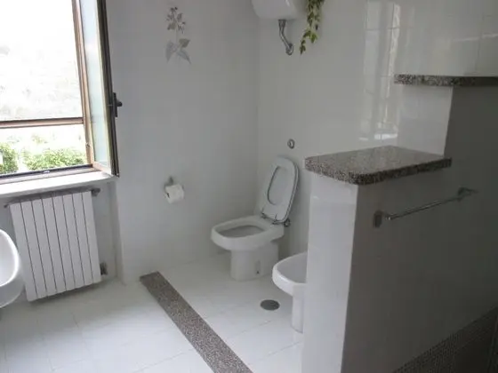 Apart Daire, 1 Büyük (Queen) Boy Yatak ve Çekyat (Stupendo)