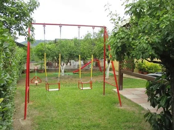 Apart Daire, 2 Yatak Odası, Mutfak (Sally)