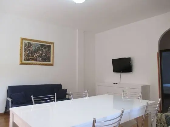 Apart Daire, 2 Yatak Odası, Mutfak (Vivere)