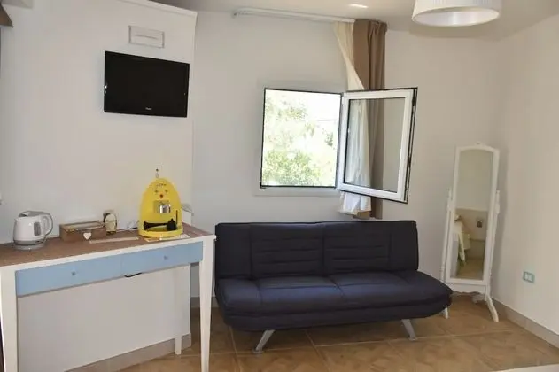 Standard Apart Daire, 1 Yatak Odası, Veranda, Bahçeli